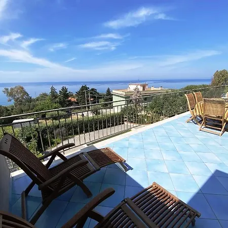 Sunsea Apartment